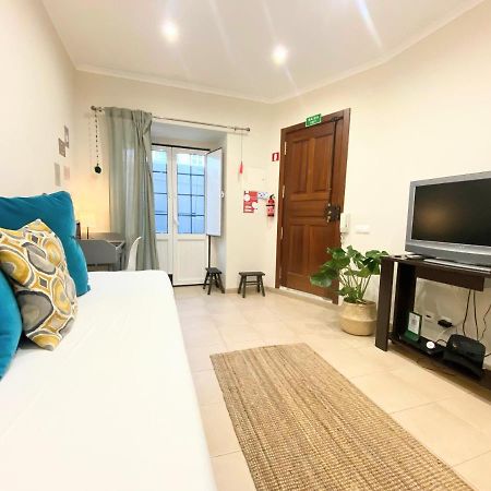 Apartment In The Center Next To The Parliament Lisboa 外观 照片